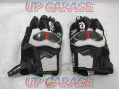RSTaichi
RST 628
Armed gloves
(X031298)