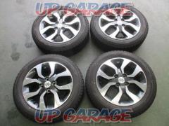 Suzuki genuine
Solio genuine aluminum wheels + YOKOHAMA
iceGUARD
iG60