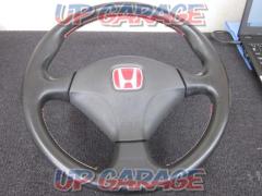 Honda genuine DC5
Integra
Type R genuine
MOMO made steering