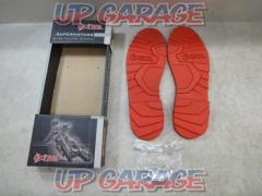 OXTAR
Sole for off-road boots
