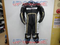 BERIK
Racing suits
Size XXLW