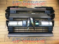 TOYOTA
Noah genuine front grille