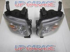 Nissan
Otti
H92W
Genuine HID headlights
Right and left
X03075