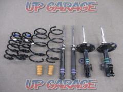 TOYOTA (Toyota)
Genuine suspension kit
Alphard/Vellfire/20 series
2WD
Late]
Usage period: about 1 month (approx. 1000km)
*Genuine upper is missing*