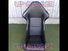 Unknown Manufacturer
black
Full bucket seat
Mounting size: Hole width 390mm x vertical hole 290mm