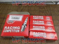 Other NGK
RACING
COMPETITION
R6725-10
Racing plug