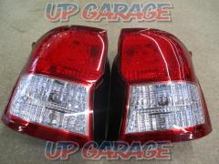Toyota original (TOYOTA)
Corolla Fielder genuine tail lens
Right and left