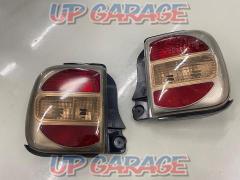 SUZUKI
HE21S
Lapin SS
Late genuine tail lens
Right and left
TOKAIDENSO35603-75H1(L/R)