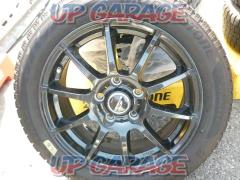 MiD
SCNHDER spoke wheels
+
BRIDGESTONE (Bridgestone)
BLIZZAK
VRX2
