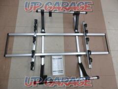 DAIHATSU
Genuine options (made by INNO)
Rod holder
For 5 fishing rods