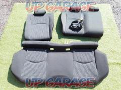 toyota genuine prius
ZVW50 / 51
Genuine rear seat