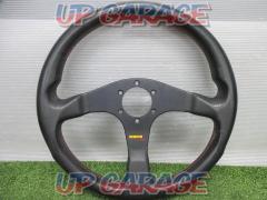 MOMO (peach)
CORSE
Leather steering wheel
