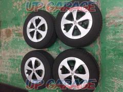 Toyota genuine
Genuine wheels + TOYOTRANPATH
4 pieces set