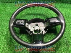 Mazda genuine SE3P
RX-8
Late genuine leather steering wheel
For MT