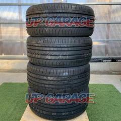 Special Price Tires YOKOHAMA
RV03
245 / 35R20
95W
