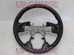 Honda genuine
Leather steering wheel
Odyssey / RC