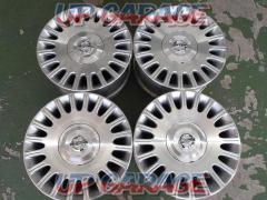 Nissan genuine
President/F50 series
Original aluminum wheel