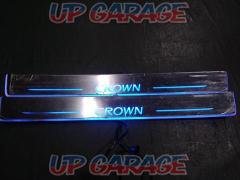 Unknown Manufacturer
Sequential illumination cuff plate 18 crowns