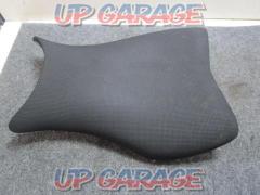 T.S.R.
technical sports racing seat
For CBR1000RR