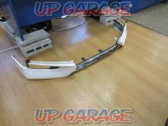 NISSANC27/Serena
Late option genuine front spoiler
*Many scratches