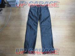 STRAIGHT leather pants
3L size