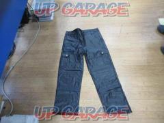 Manufacturer unknown fake leather pants
M size