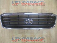 Genuine Toyota Land Cruiser 100 (Lancle 100) Early genuine front grill