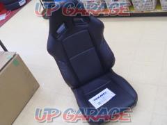 RECARO
SR-7F
GK100
+
With manufacturer unknown seat cover