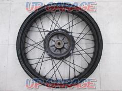 Wakeari
RK
EXCEL
Spoke wheels
18 X 3.00
(18XMT3.00)