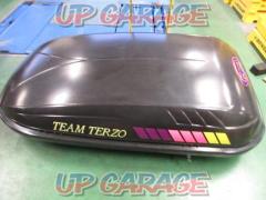 TEAM
TERZZO
Roof box
