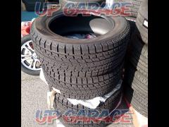 Outside C used studless tires set of 4 YOKOHAMA
iceGUARD
G075