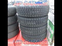 GOODYEAR
ICE
NAVI
7
Tires only sold
