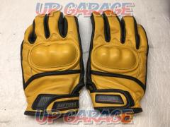 DAYTONA
Leather Gloves
Size: L