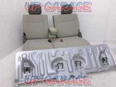 Nissan genuine
(NISSAN)
Clipper van genuine
Rear seat
Right and left
With rear seat base