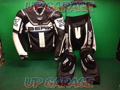46 size BERIK
Separate
Two-piece
Racing suits
