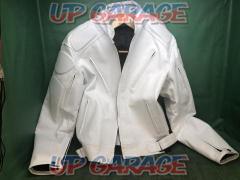 Unknown Manufacturer
Leather jacket
M