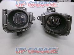 Toyota
ZVW30
30 series Prius
Previous period
Genuine fog lamp/cover
Right and left