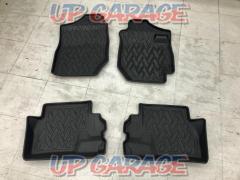 Unknown Manufacturer
3D rubber floor mat