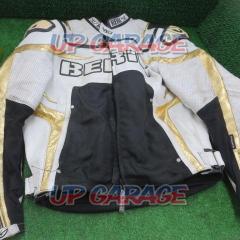 BERIK
BEK13926
Racing suits
