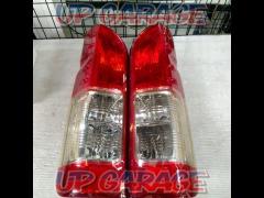 Unknown Manufacturer
Genuine shape tail lamp