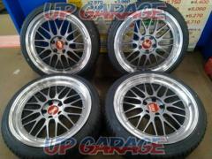 BBS
LM (LM118 + LM119)
+
KENDA
KR 20
With new tires!