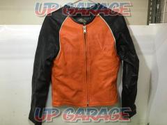 SEVEN
ARROES
Punching leather jacket