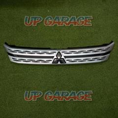 Mitsubishi genuine front grill
Body only