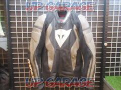 DAINESE leather/nylon
Jacket
Size 46