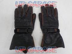 HenlyBegins leather gloves
Size: M