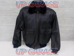 KOMINE (Komine)
Leather flight jacket
Size: LL