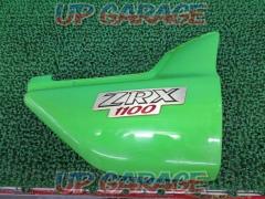 KAWASAKI genuine side cover right
ZRX1100
1999 formula