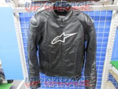 alpinestars (Alpinestars)
GP
PLUS
R
V2
Airflow leather jacket
US42
EUR52