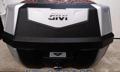 GIVI
Monolock case (with scratches)
42L without base