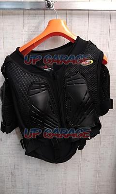 Unknown size (L about)
Rafuandorodo
Body protector